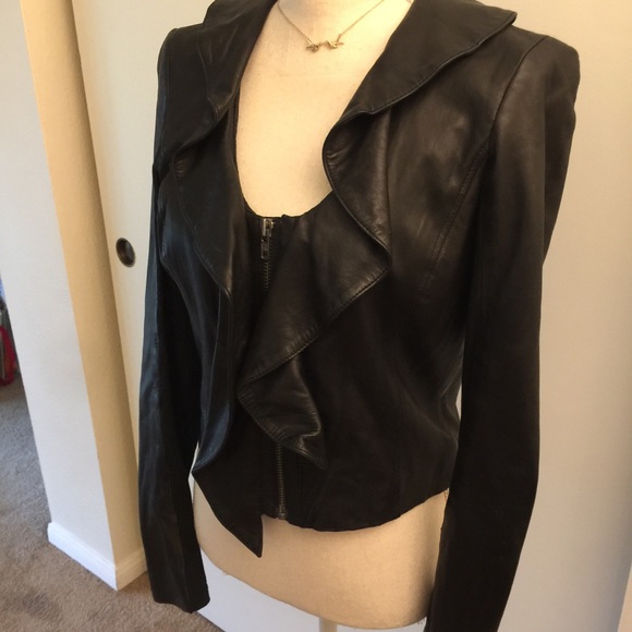 Leith black motorcycle leather ruffled jacket - Picture 6 of 8